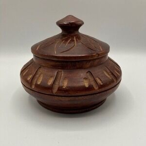 Hand Carved Round‎ Wooden Trinket Box with LId Floral Design Vintage
